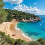 découvrez halikounas beach à corfou, une plage sauvage où la nature est préservée, idéale pour les amoureux de paysages authentiques et tranquilles.